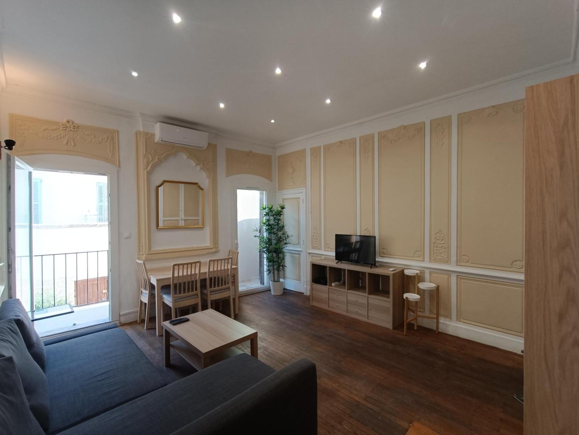 Appartements Et Studio Renoves En 2022, Intra Muros אביניון מראה חיצוני תמונה