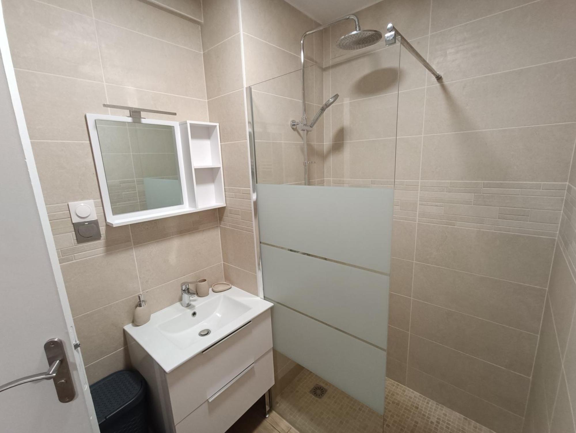 Appartements Et Studio Renoves En 2022, Intra Muros אביניון מראה חיצוני תמונה